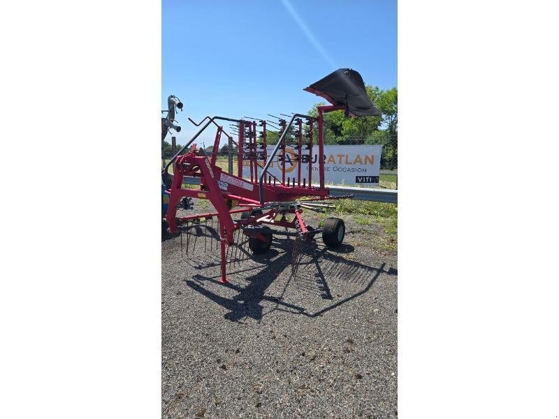 Schwader del tipo Stoll R420DS, Gebrauchtmaschine en ANTIGNY (Imagen 1)