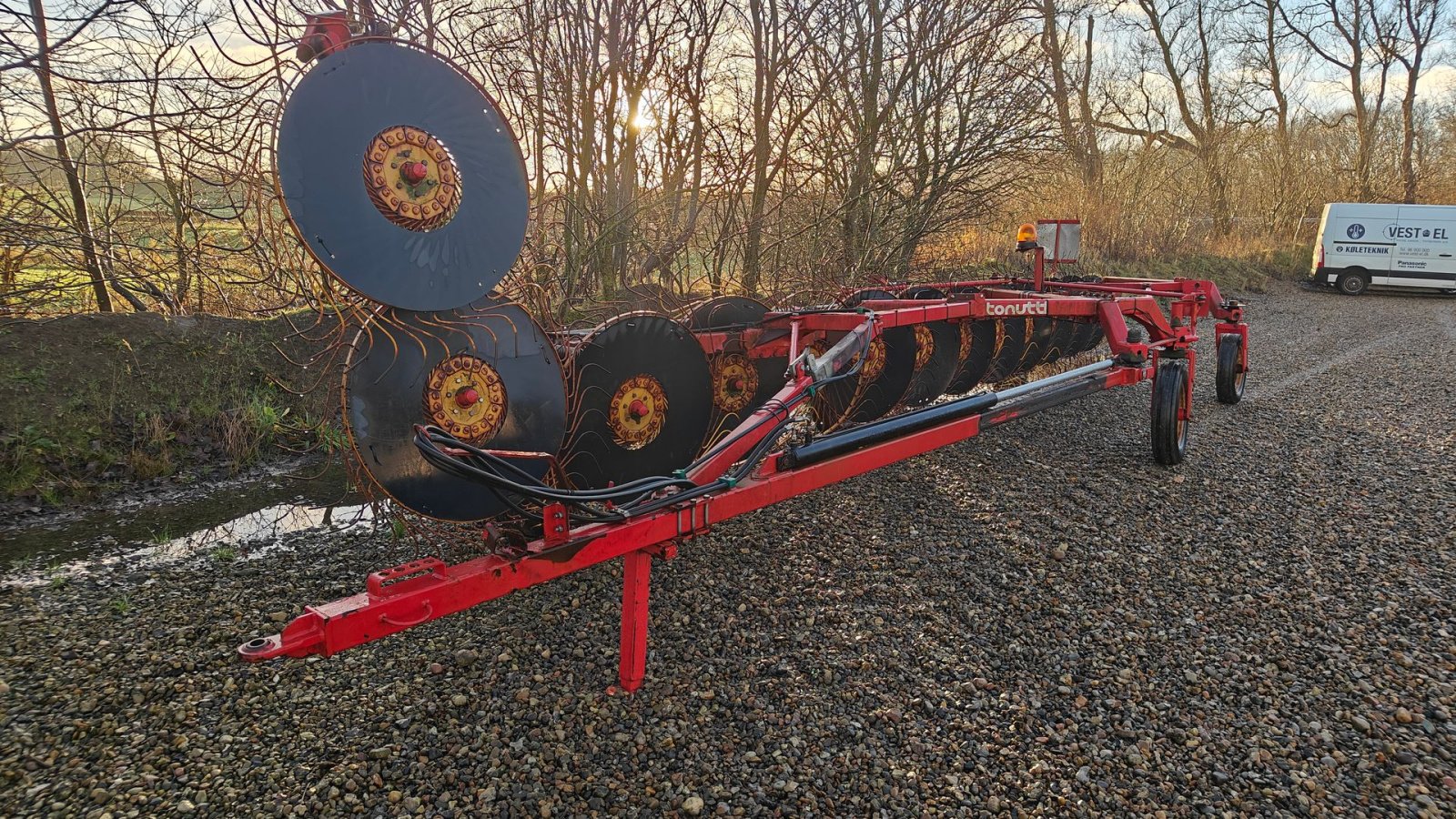 Schwader tip Tonutti T13, Gebrauchtmaschine in Lemvig (Poză 1)