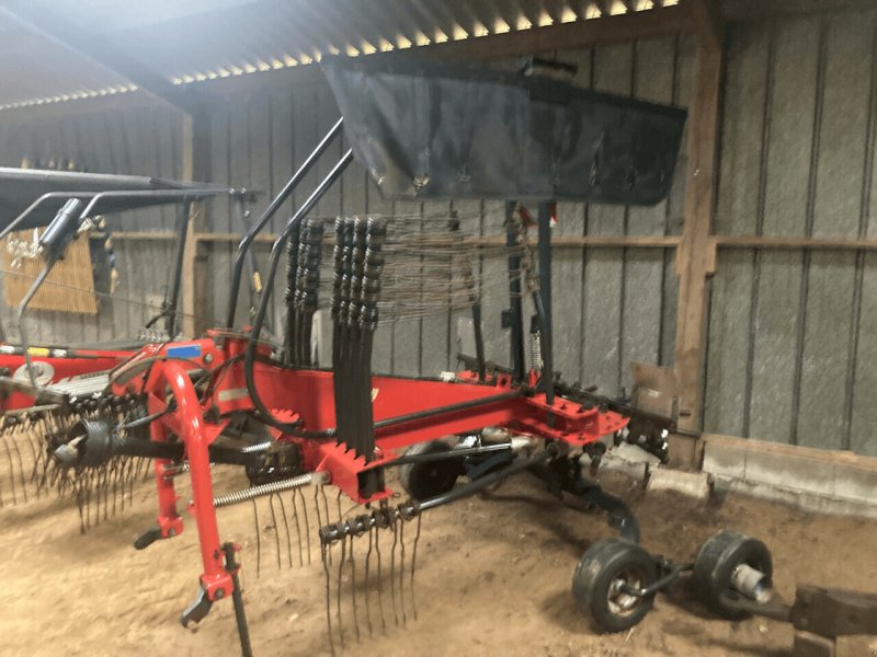 Schwader typu Vicon ANDAINEUR, Gebrauchtmaschine w Bourg-Blanc