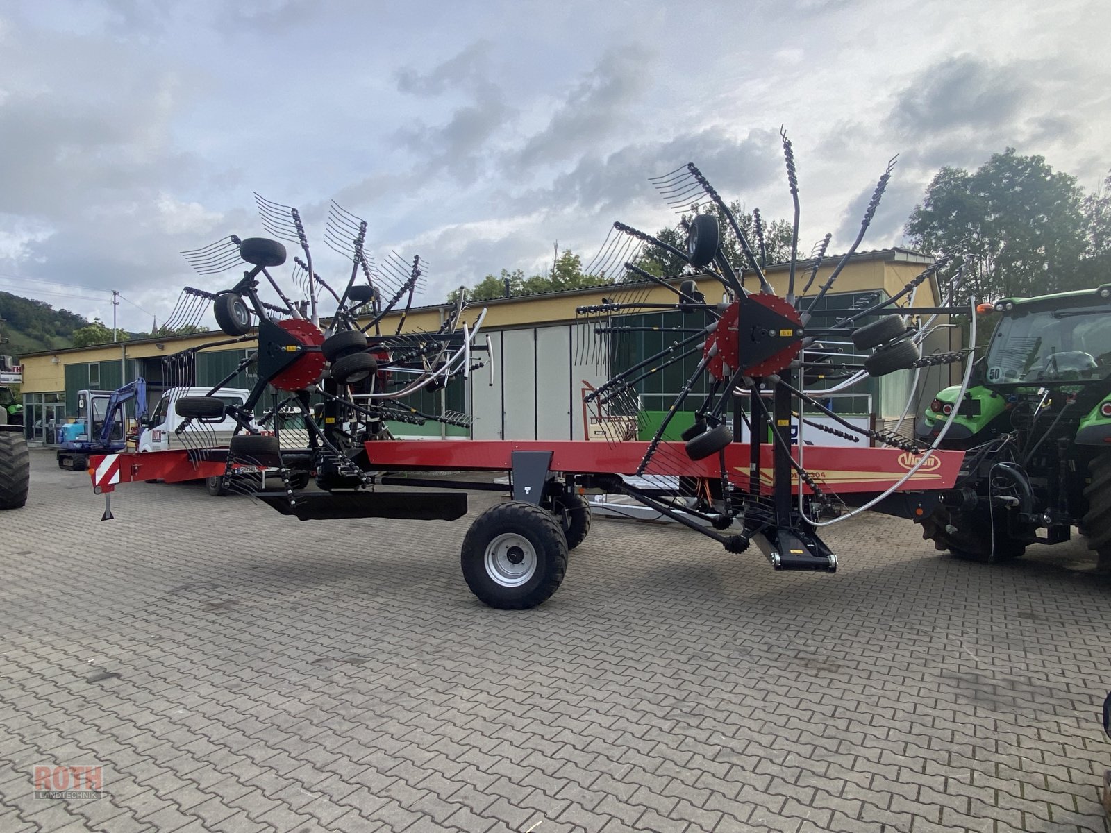 Schwader of the type Vicon Andex 1304, Neumaschine in Untermünkheim (Picture 2)