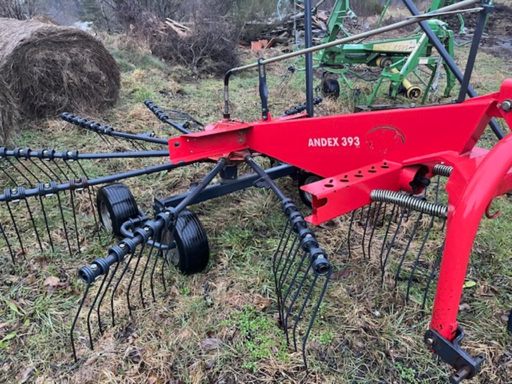 Schwader des Typs Vicon ANDEX 393, Gebrauchtmaschine in VERNOUX EN VIVARAIS (Bild 2)