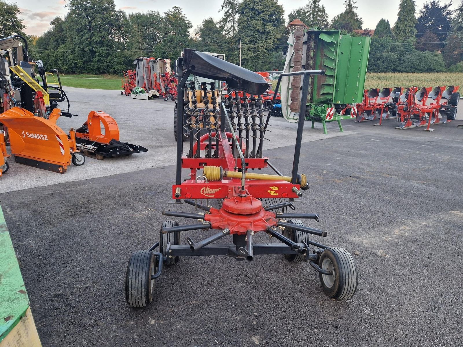 Schwader of the type Vicon Andex 393, Gebrauchtmaschine in Grünbach (Picture 3)