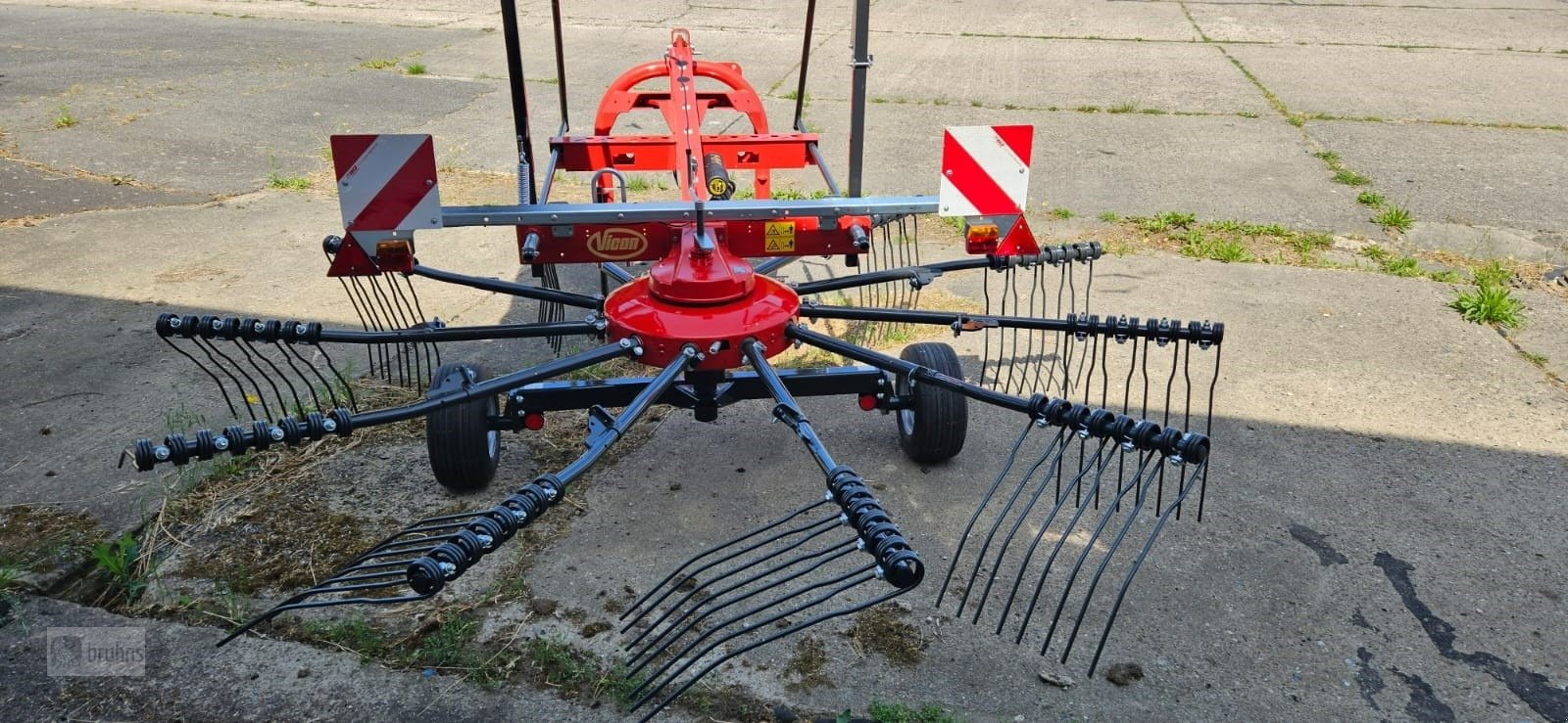 Schwader of the type Vicon Andex 394, Neumaschine in Perleberg (Picture 2)