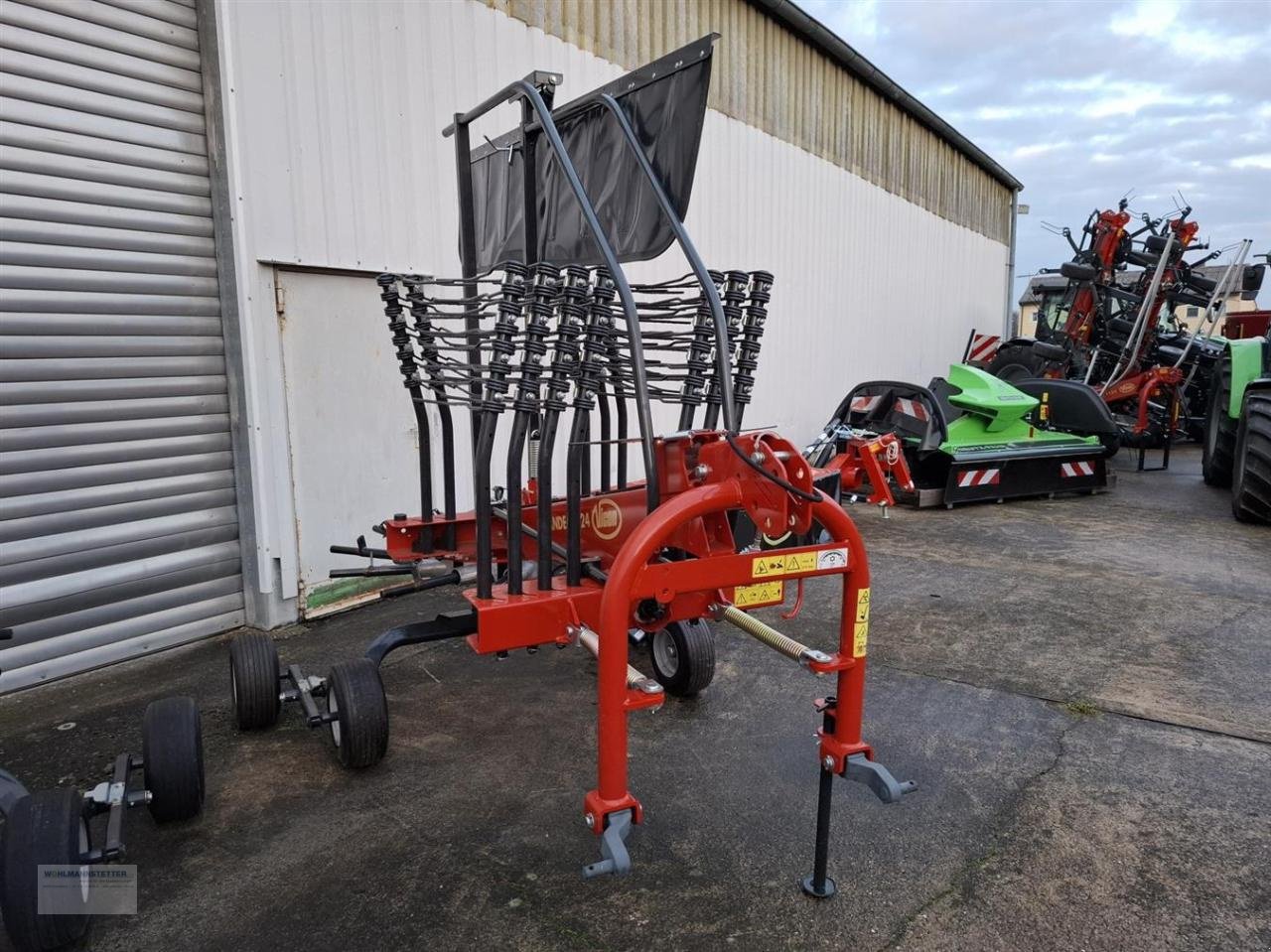 Schwader of the type Vicon ANDEX 424, Neumaschine in Unterdietfurt (Picture 1)