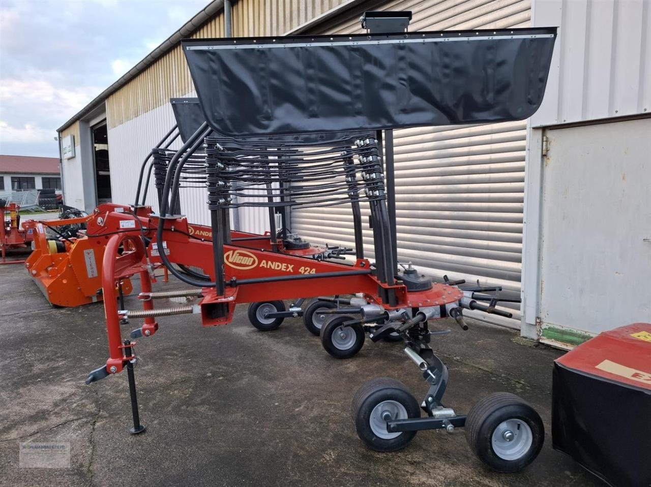 Schwader of the type Vicon ANDEX 424, Neumaschine in Unterdietfurt (Picture 4)