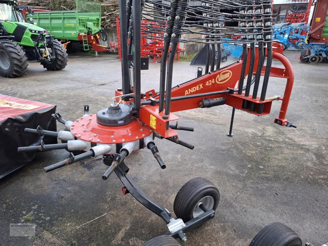 Schwader of the type Vicon ANDEX 424, Neumaschine in Unterdietfurt (Picture 5)