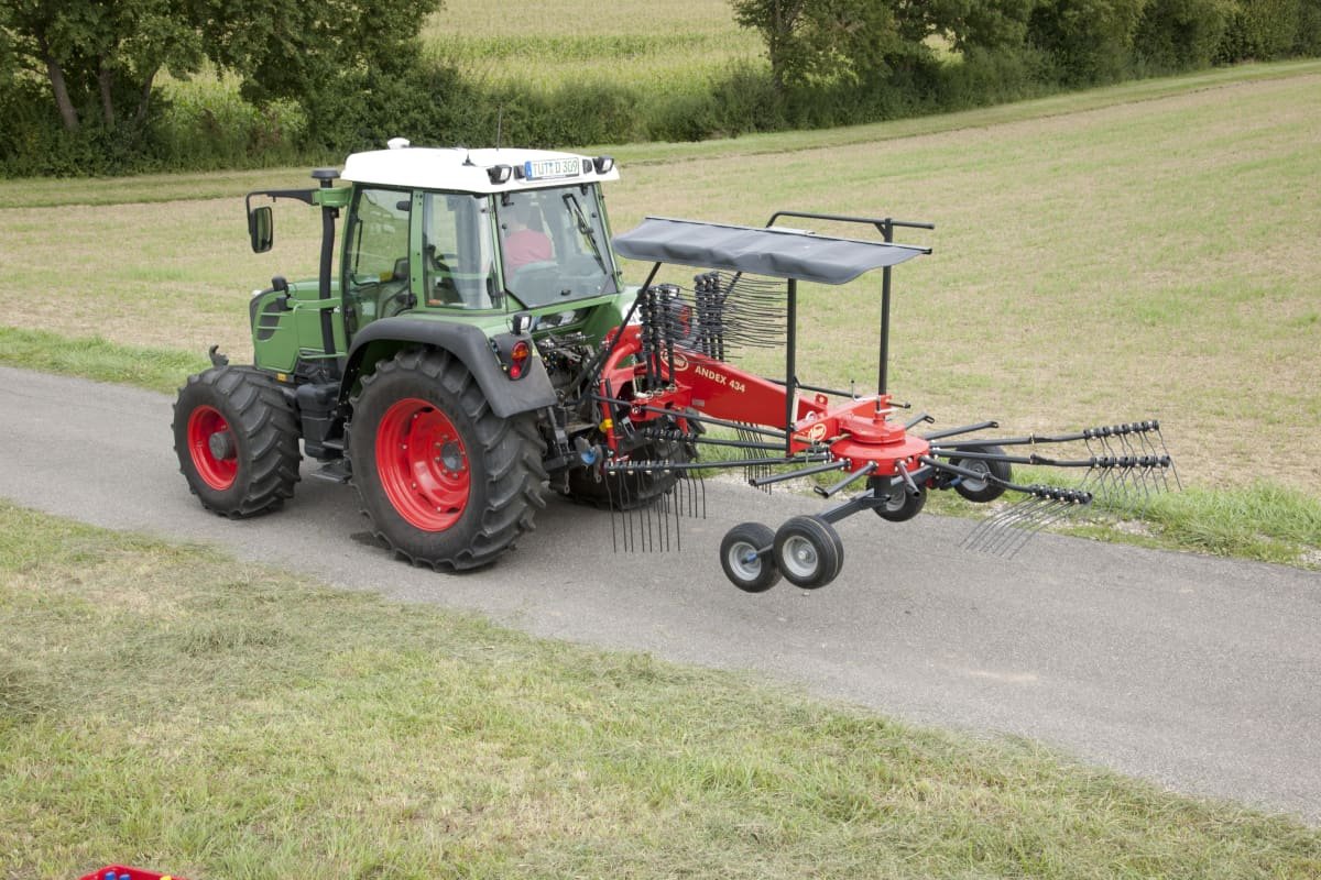 Schwader типа Vicon Andex 434 mit Tandemfahrwerk, Neumaschine в Wachenzell (Фотография 1)