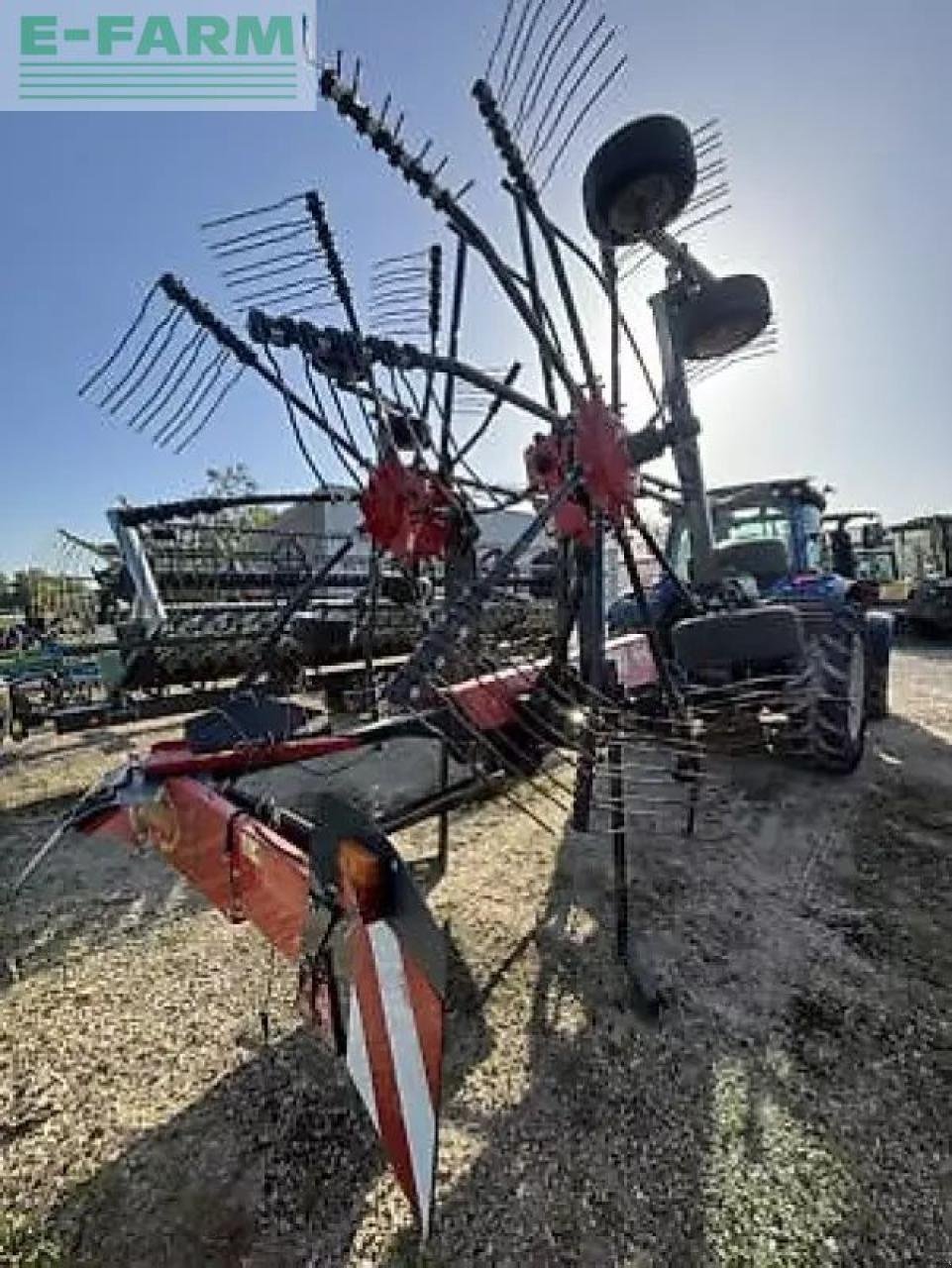 Schwader du type Vicon andex 644 m, Gebrauchtmaschine en MONFERRAN (Photo 4)