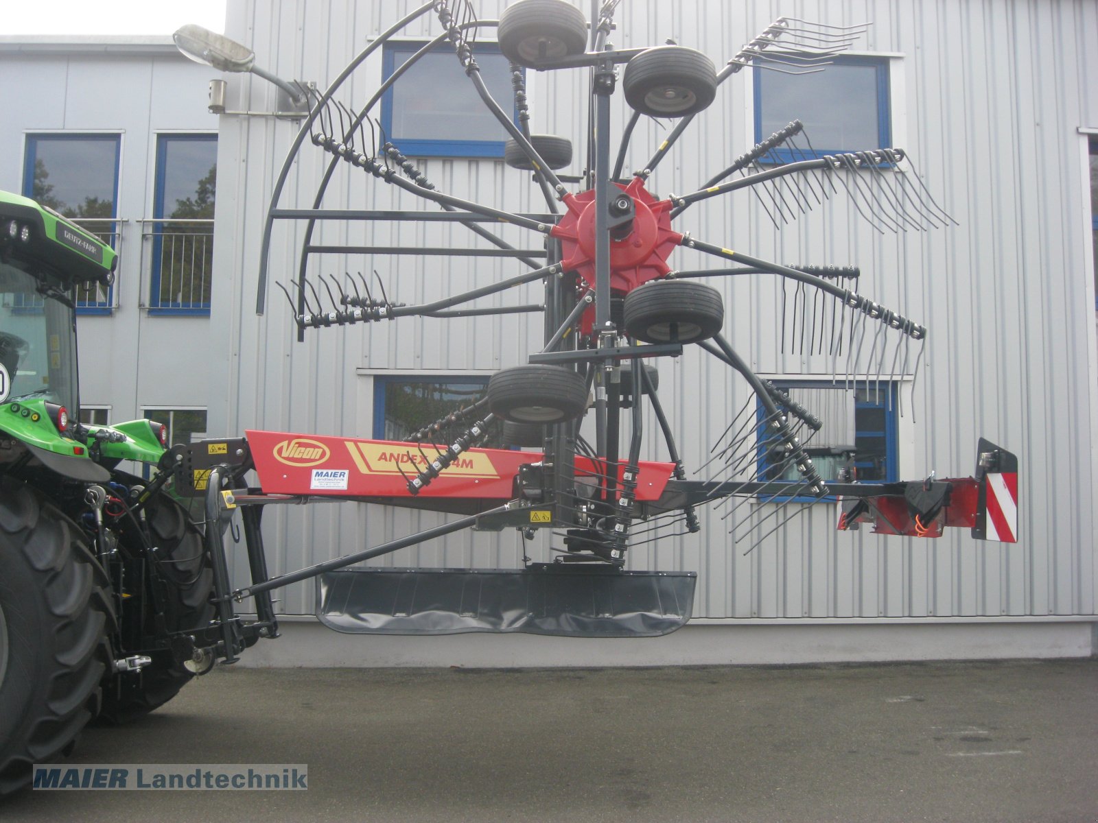 Schwader des Typs Vicon Andex 644 M, Neumaschine in Dieterskirchen (Bild 5)