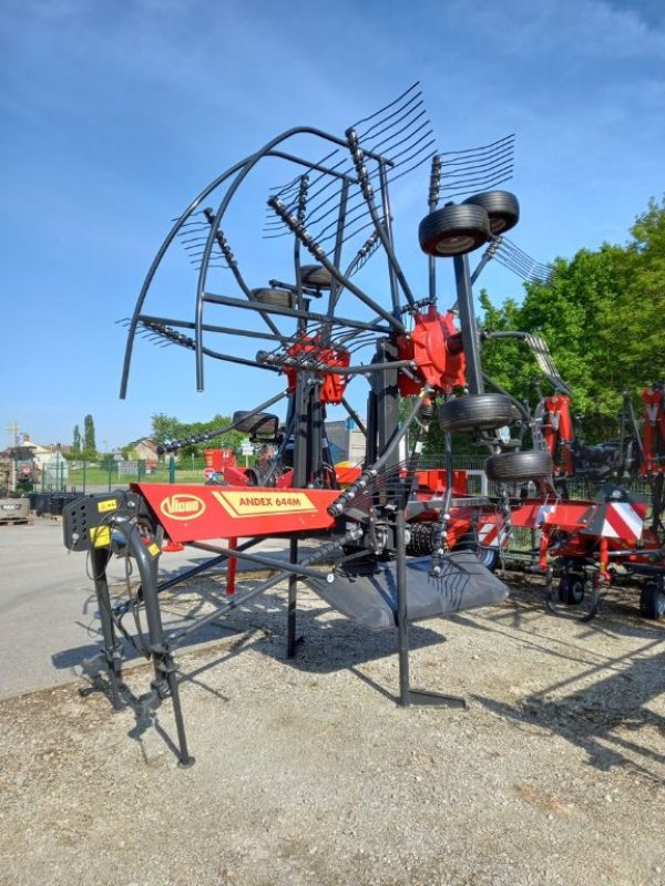 Schwader tipa Vicon ANDEX 644M, Gebrauchtmaschine u CHAILLOUÉ (Slika 1)