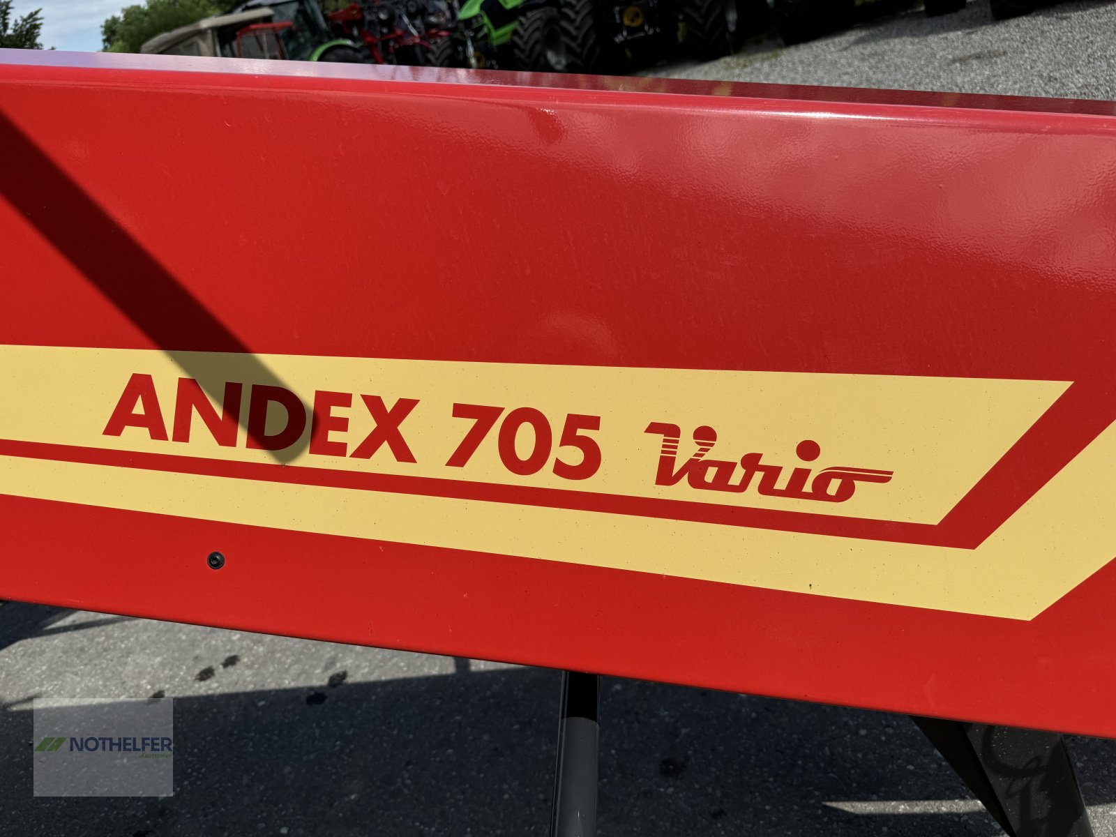 Schwader des Typs Vicon Andex 705 Vario, Neumaschine in Pforzen (Bild 7)