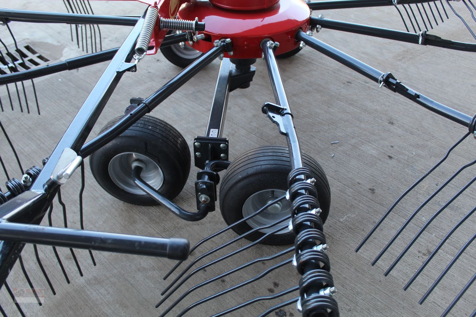 Schwader tipa Vicon Kreiselschwader VICON ANDEX 394, Neumaschine u Eberschwang (Slika 29)