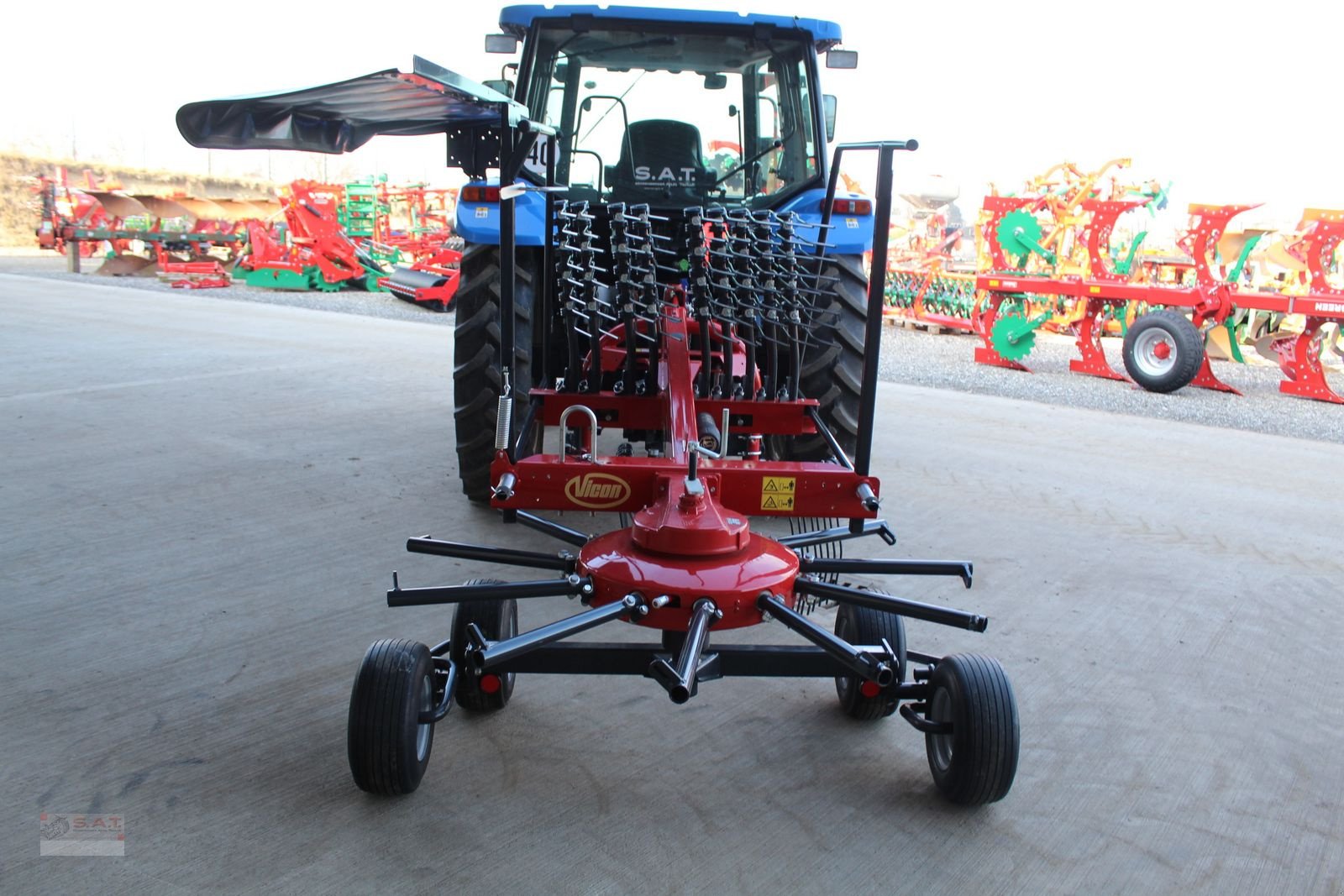 Schwader tipa Vicon Kreiselschwader VICON ANDEX 394, Neumaschine u Eberschwang (Slika 4)