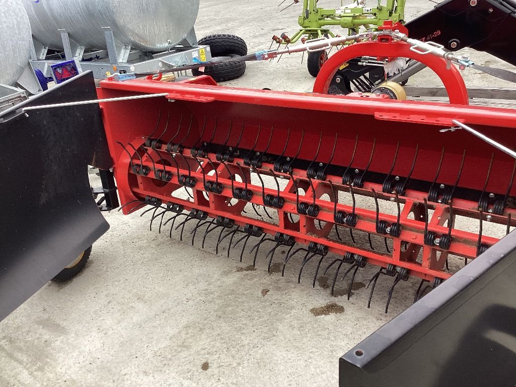 Schwader του τύπου Vicon RETOURNEUR D'ANDAIN QUITTÉ FRANSGARD SV 2500, Gebrauchtmaschine σε AUMONT AUBRAC (Φωτογραφία 3)