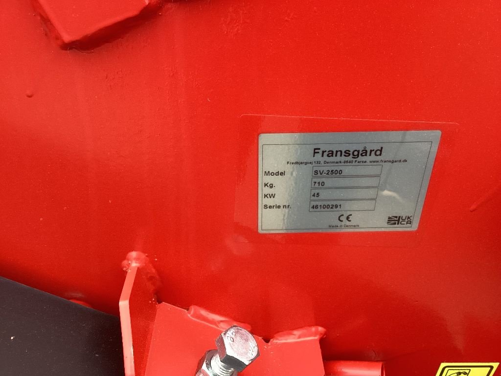 Schwader του τύπου Vicon RETOURNEUR D'ANDAIN QUITTÉ FRANSGARD SV 2500, Gebrauchtmaschine σε AUMONT AUBRAC (Φωτογραφία 4)