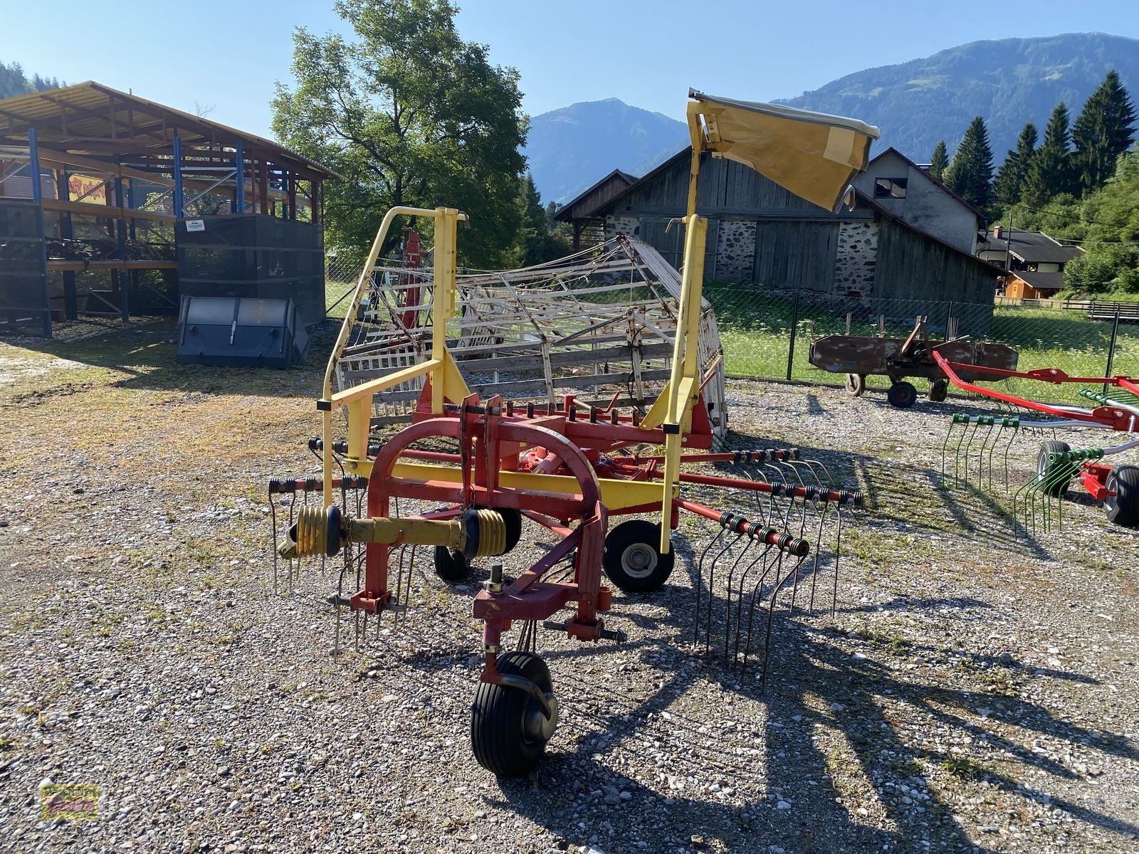 Schwader of the type Vogel & Noot A.G.320/10 Einkreiselschwader Front/ Heckanbau, Gebrauchtmaschine in Kötschach (Picture 17)