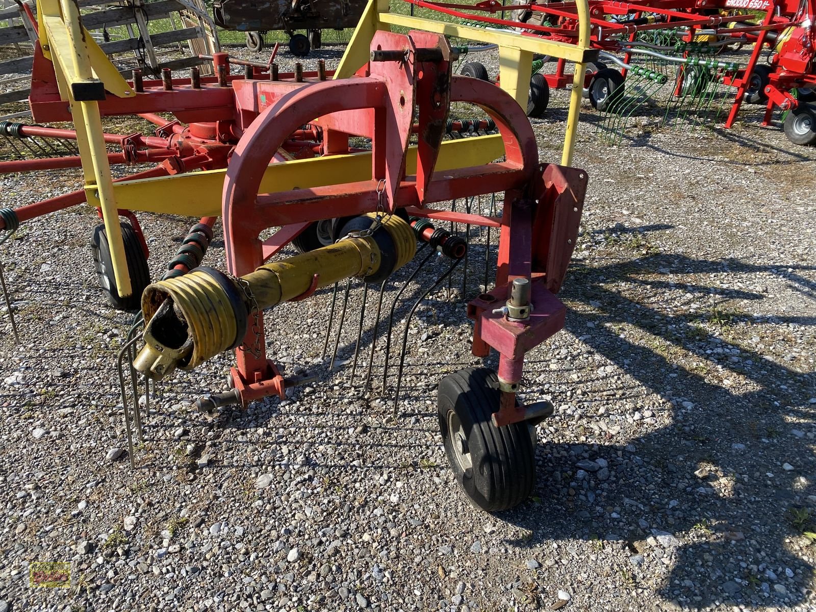 Schwader of the type Vogel & Noot A.G.320/10 Einkreiselschwader Front/ Heckanbau, Gebrauchtmaschine in Kötschach (Picture 18)