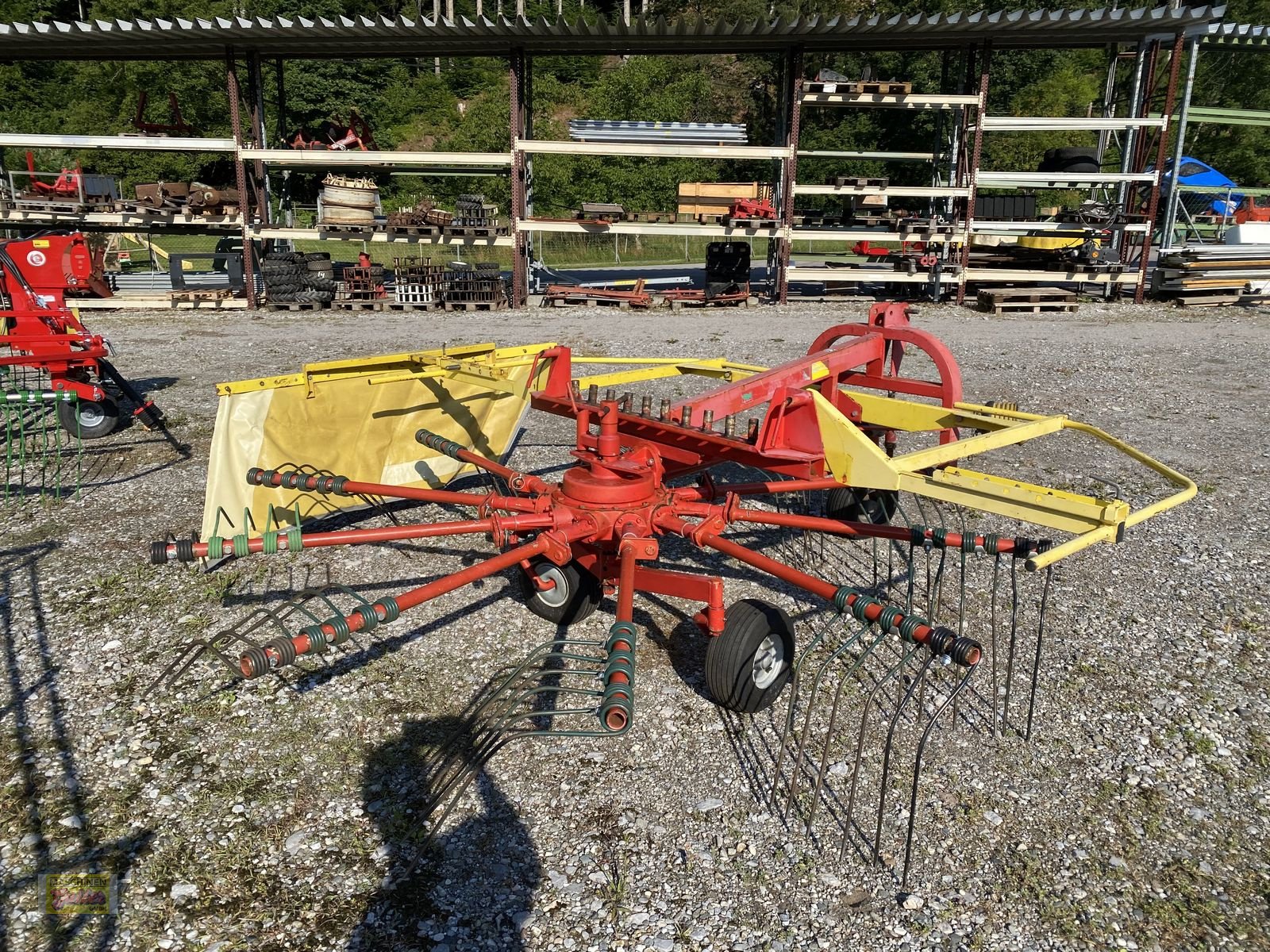 Schwader of the type Vogel & Noot A.G.320/10 Einkreiselschwader Front/ Heckanbau, Gebrauchtmaschine in Kötschach (Picture 11)