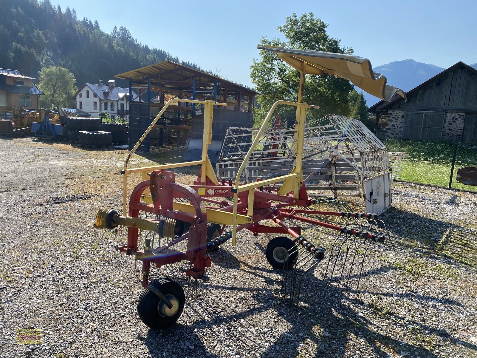 Schwader of the type Vogel & Noot A.G.320/10 Einkreiselschwader Front/ Heckanbau, Gebrauchtmaschine in Kötschach (Picture 16)