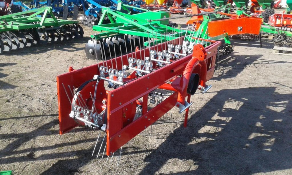 Schwader des Typs Wirax L-2100, Gebrauchtmaschine in Глеваха (Bild 5)