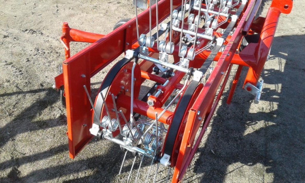 Schwader του τύπου Wirax L-2100, Gebrauchtmaschine σε Глеваха (Φωτογραφία 4)