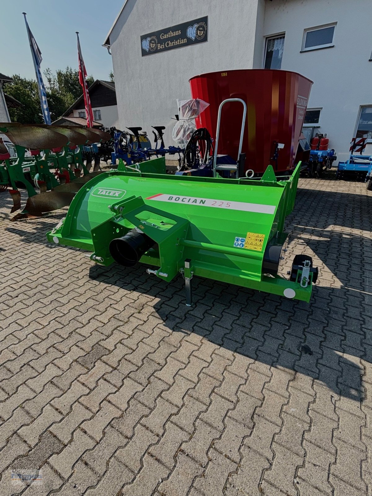 Schwadlüfter typu Talex Bocian, Neumaschine v Massing (Obrázek 1)