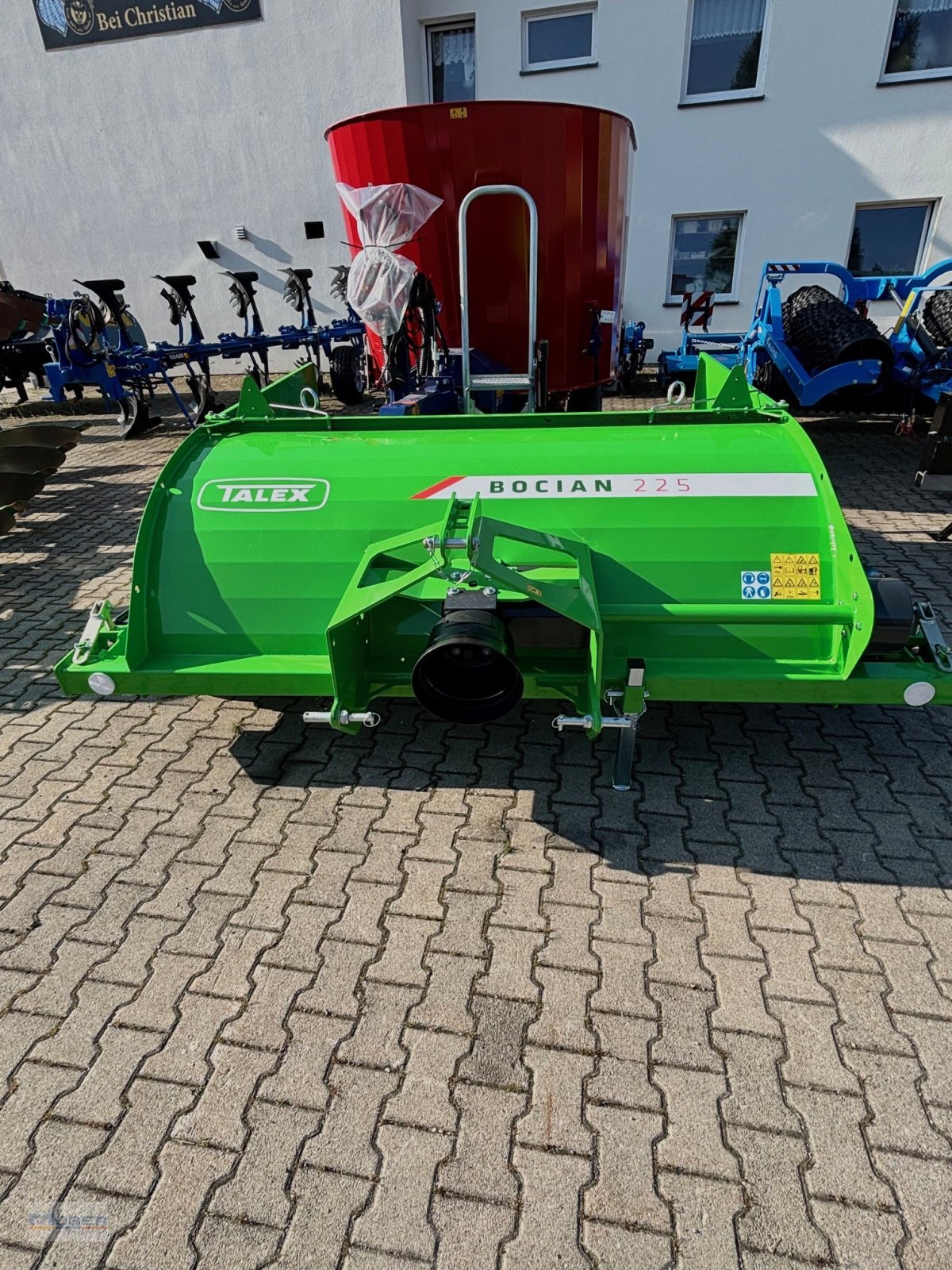 Schwadlüfter typu Talex Bocian, Neumaschine v Massing (Obrázek 2)