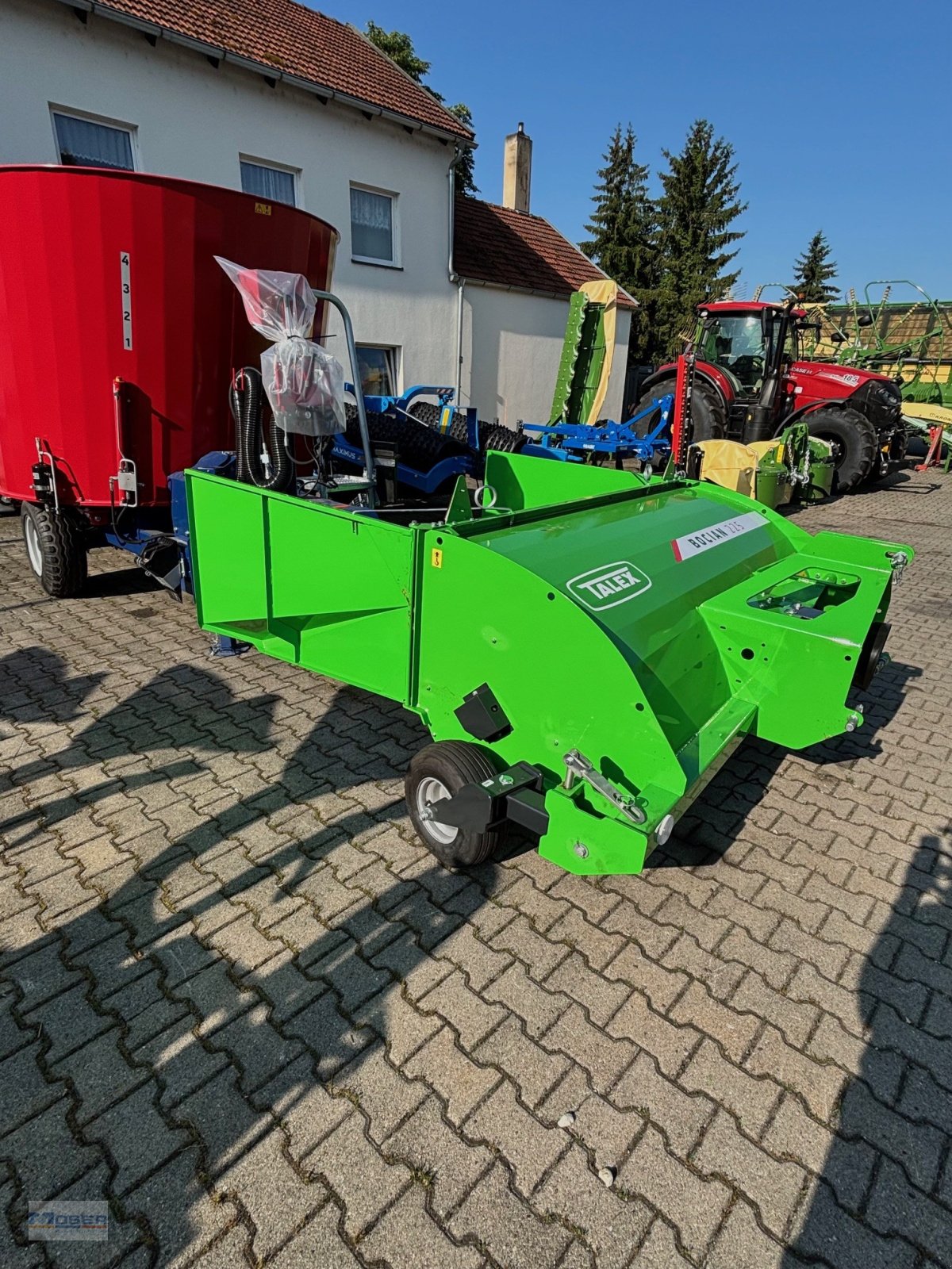 Schwadlüfter typu Talex Bocian, Neumaschine v Massing (Obrázek 3)