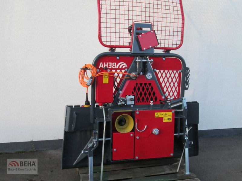 Seilwinde des Typs BEHA Vorführseilwinde W55HA mit Terra S1-Funk, Seilausstoß, Endabschaltung und Gelenkwelle Wenig gebraucht, Bj. 2025, Gebrauchtmaschine in Steinach (Bild 1)