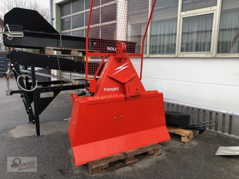 Seilwinde des Typs Fransgard V 6000 GS, Neumaschine in Regen (Bild 1)