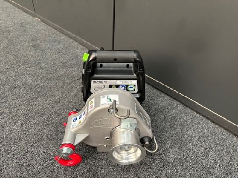 Seilwinde typu Portable Winch PCW3000-Li-AW SET batteriebetriebene Zugwinde, Neumaschine v Tamsweg (Obrázek 8)