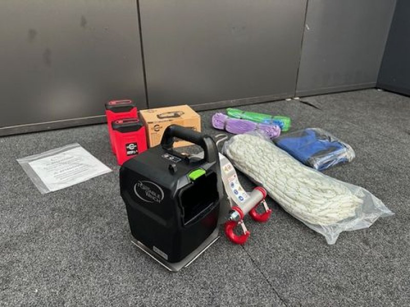 Seilwinde typu Portable Winch PCW3000-Li-AW SET batteriebetriebene Zugwinde, Neumaschine v Tamsweg (Obrázek 2)