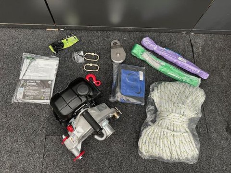 Seilwinde Türe ait Portable Winch PCW5000 SET benzinbetriebene tragbare Spillwinde, Neumaschine içinde Tamsweg (resim 4)