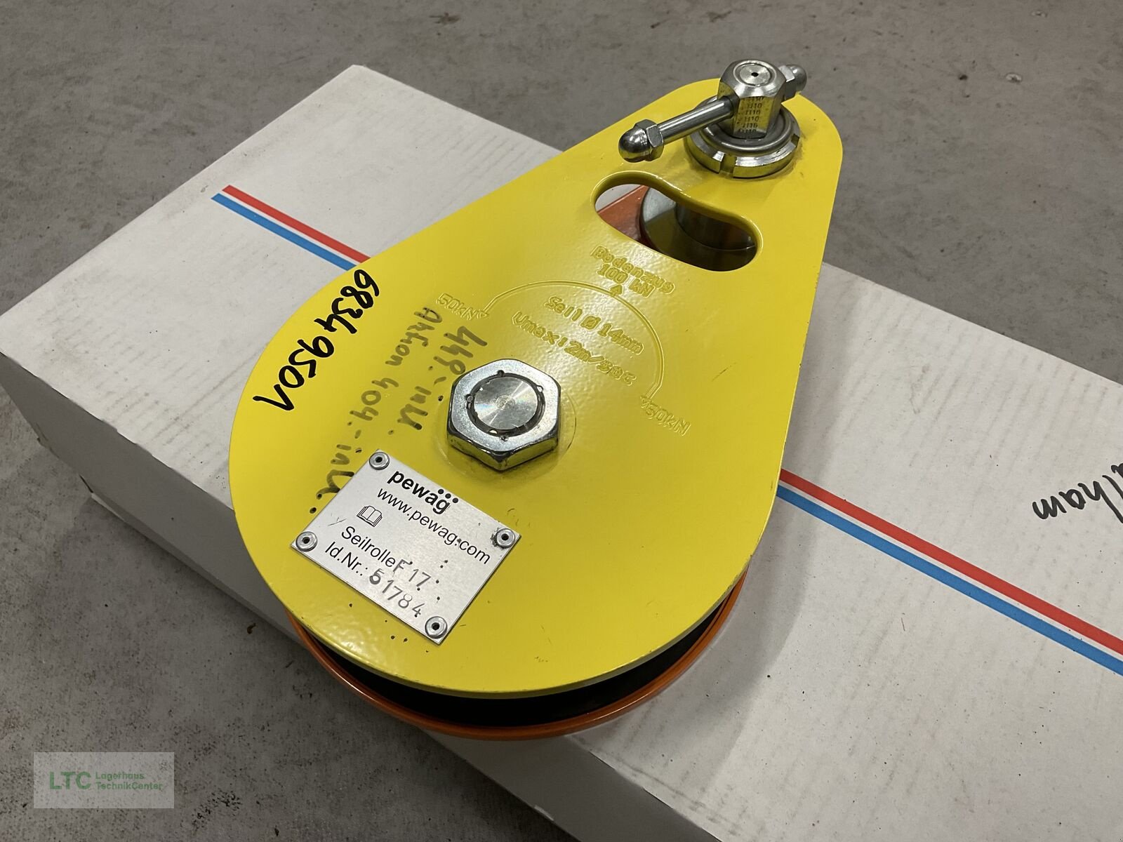 Seilwinde of the type Sonstige Umlenkrolle F 17, Neumaschine in Redlham (Picture 2)