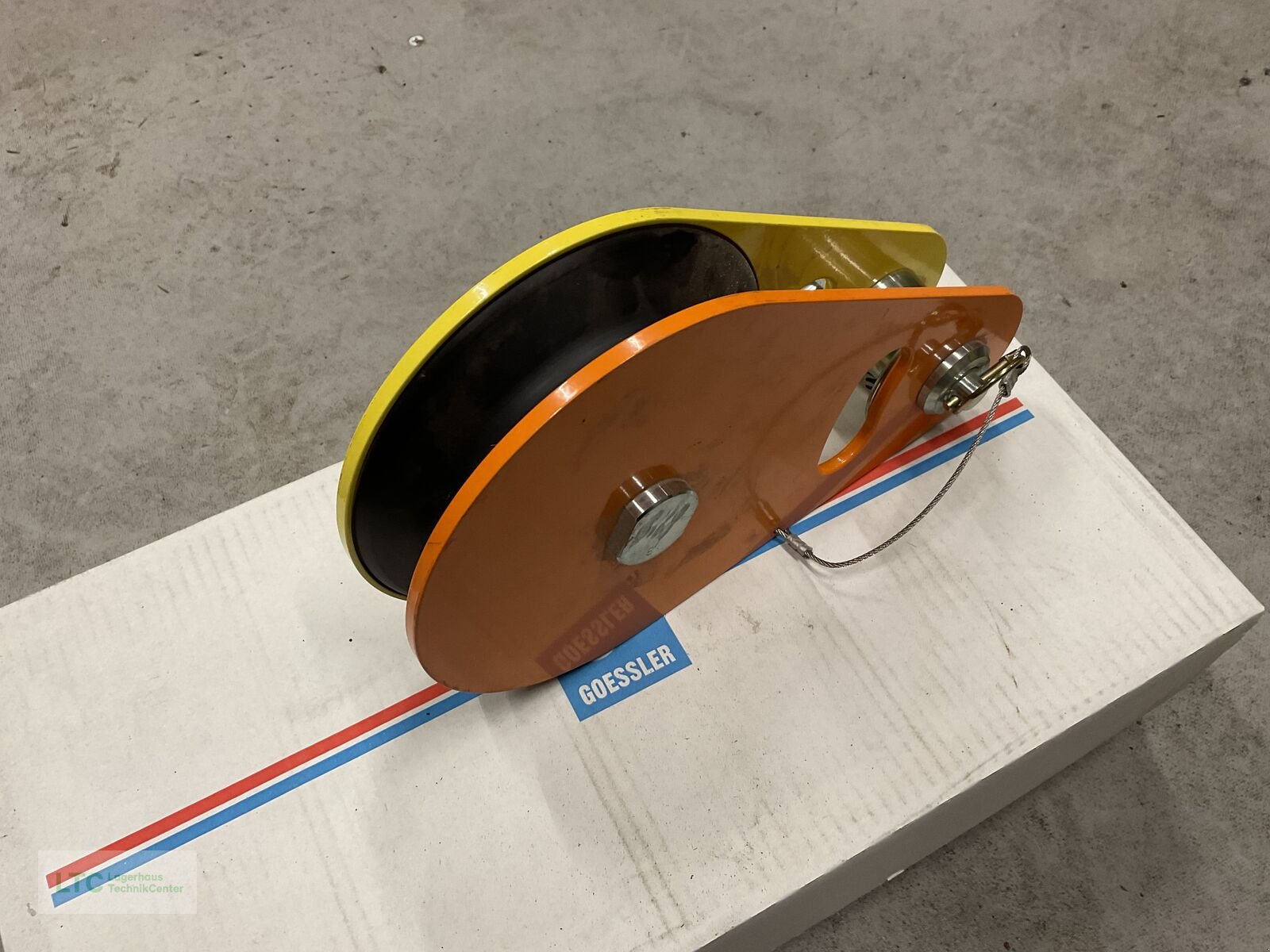 Seilwinde of the type Sonstige Umlenkrolle F 17, Neumaschine in Redlham (Picture 6)