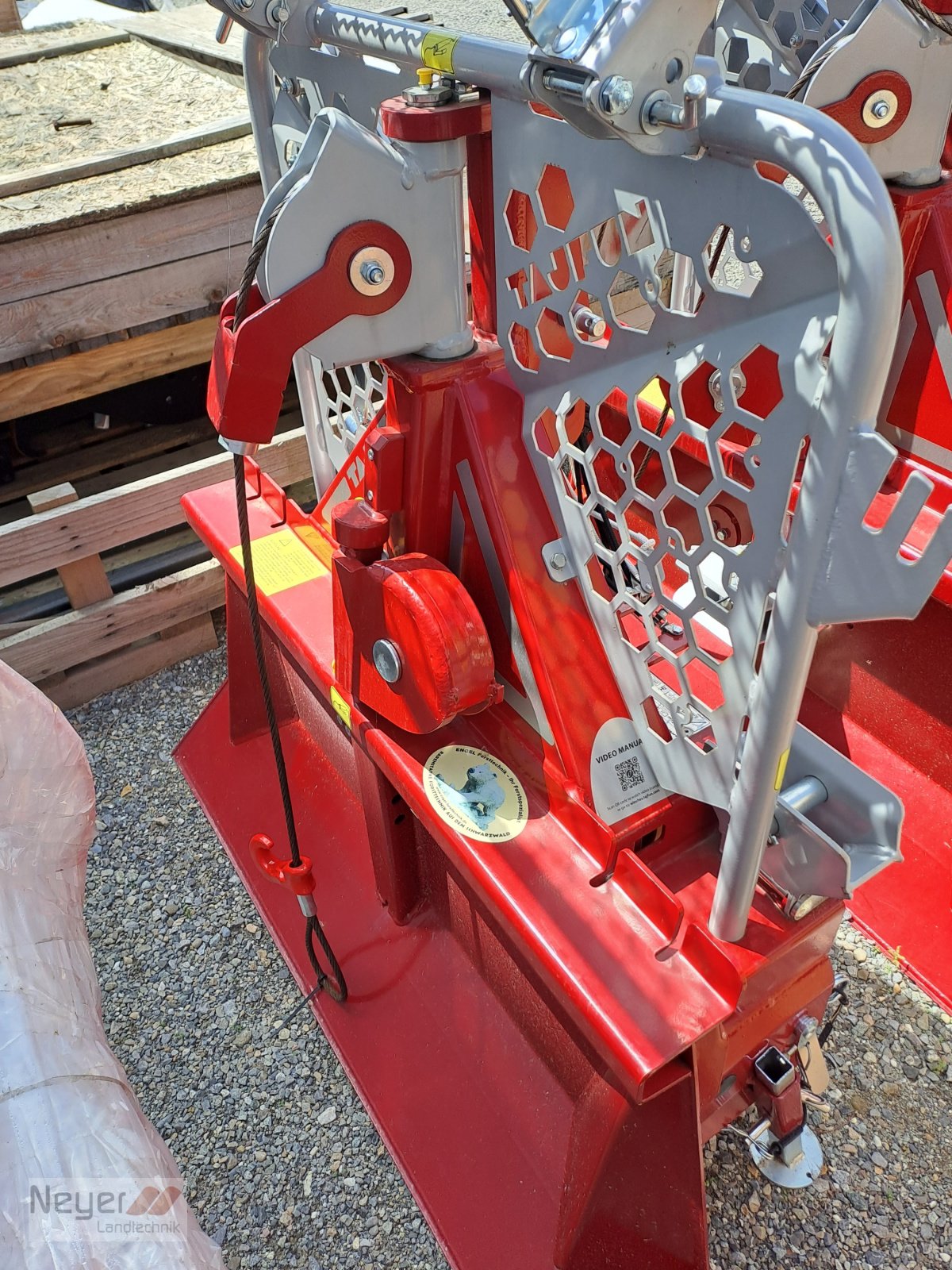 Seilwinde des Typs Tajfun EGV 35 A, Neumaschine in Bad Waldsee Mennisweiler (Bild 3)