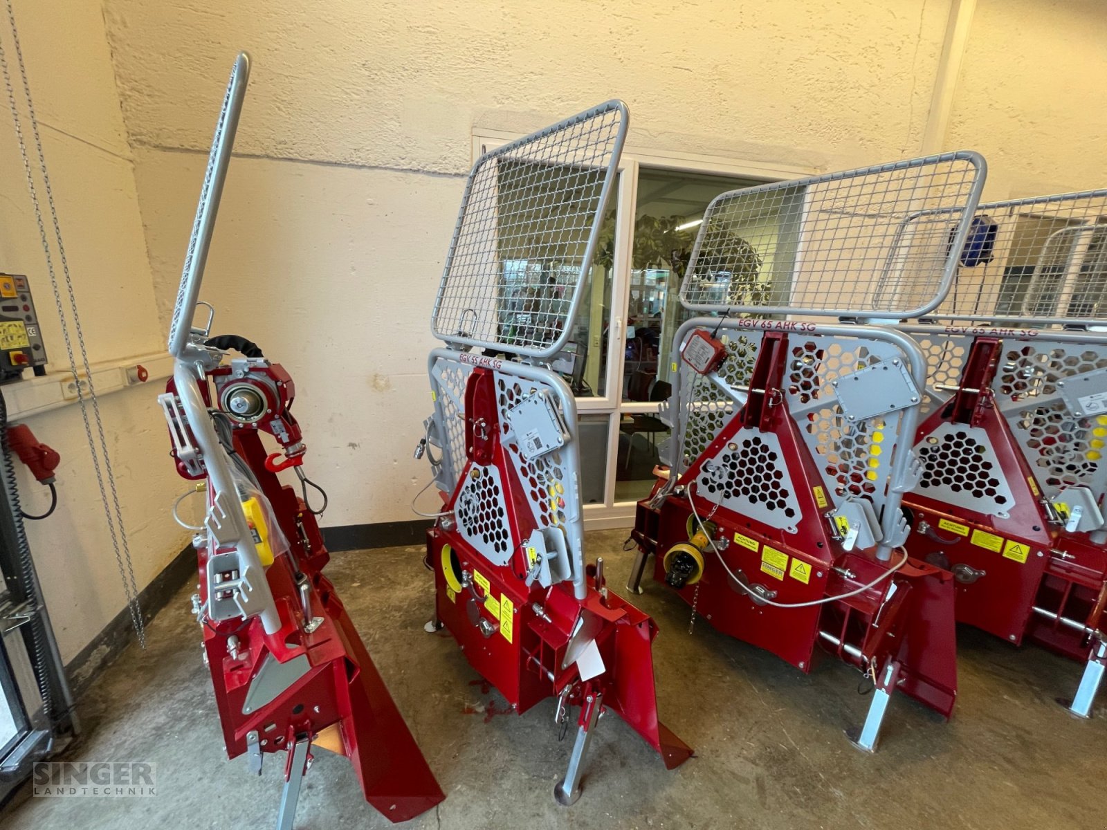 Seilwinde del tipo Tajfun EGV 55 AHK-SG Forstseilwinde Hydraulisch Seilausstoß Funk, Neumaschine In Ebenhofen (Immagine 2)