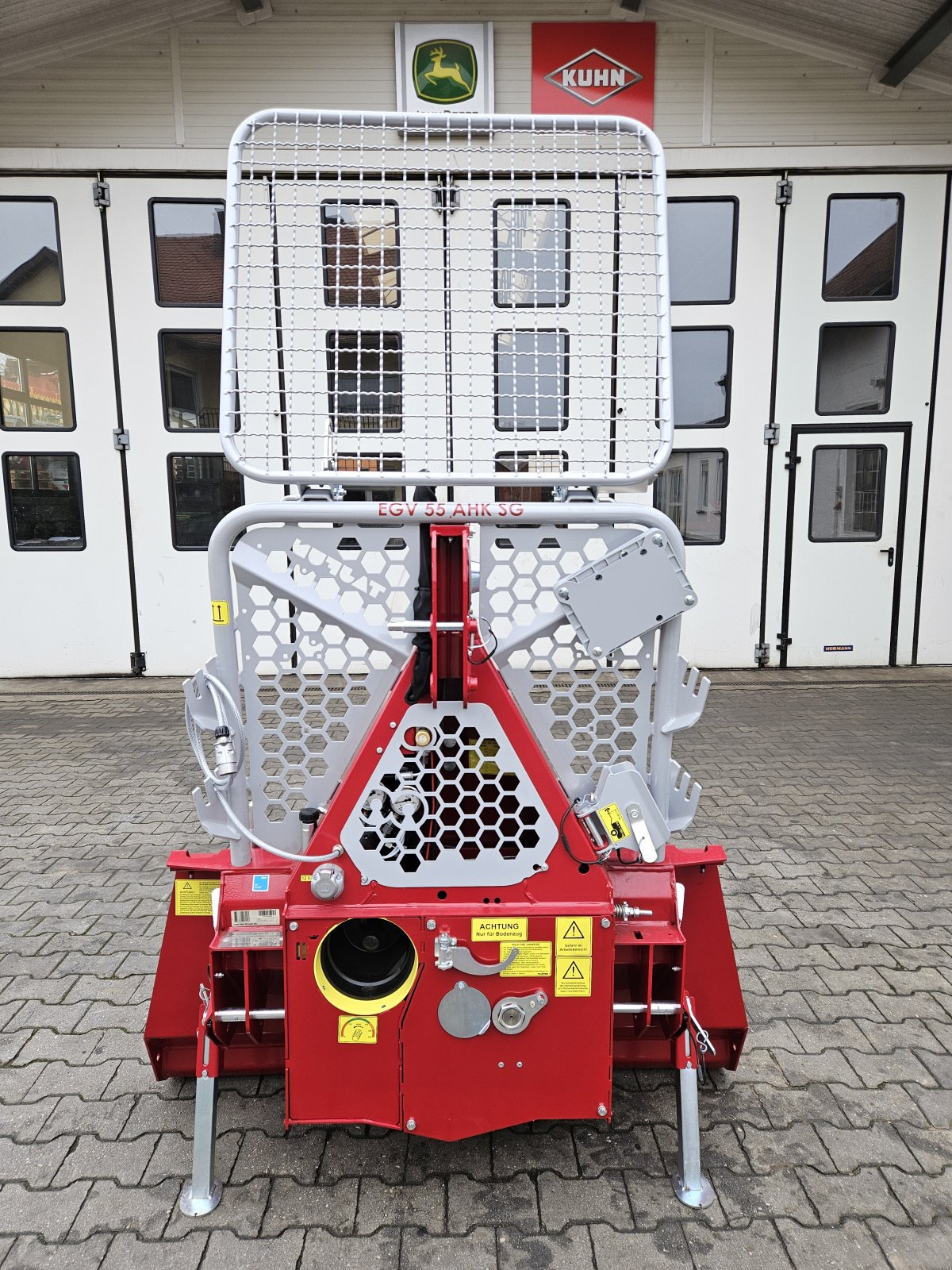 Seilwinde of the type Tajfun EGV 55 AHK, Neumaschine in Amberg (Picture 1)