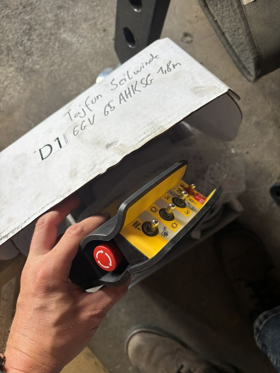 Seilwinde del tipo Tajfun EGV 65 AHK SG 1,8m, Neumaschine In Göpfritz (Immagine 10)