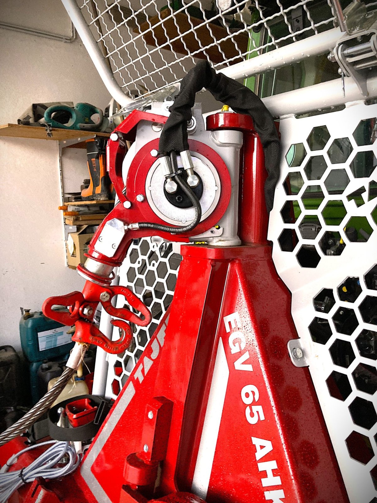 Seilwinde of the type Tajfun EGV 65 AHK SG-B, Gebrauchtmaschine in Murnau (Picture 10)