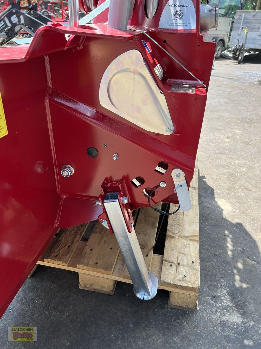 Seilwinde a típus Tajfun EGV85 AHK SG mit Schildbreite 205 cm, Neumaschine ekkor: Kötschach (Kép 15)