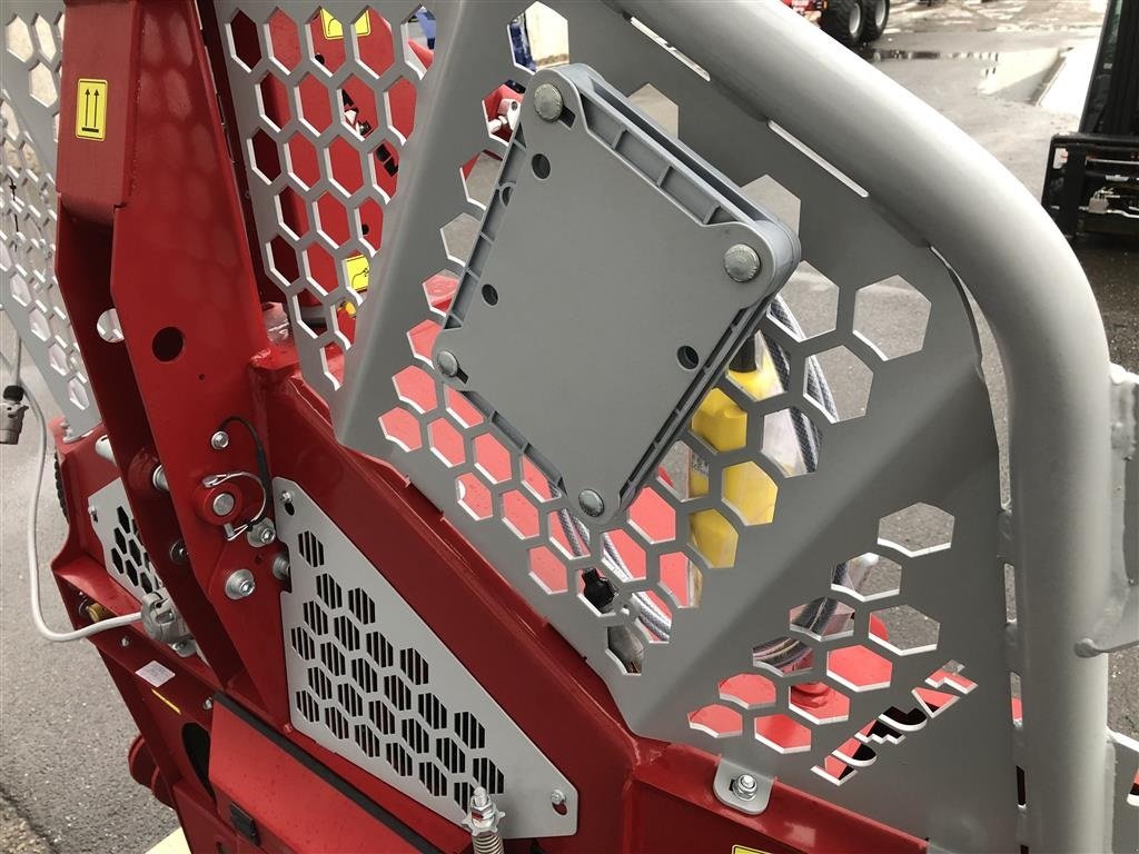 Seilwinde des Typs Tajfun VIP PRO 90, Gebrauchtmaschine in Holstebro (Bild 14)