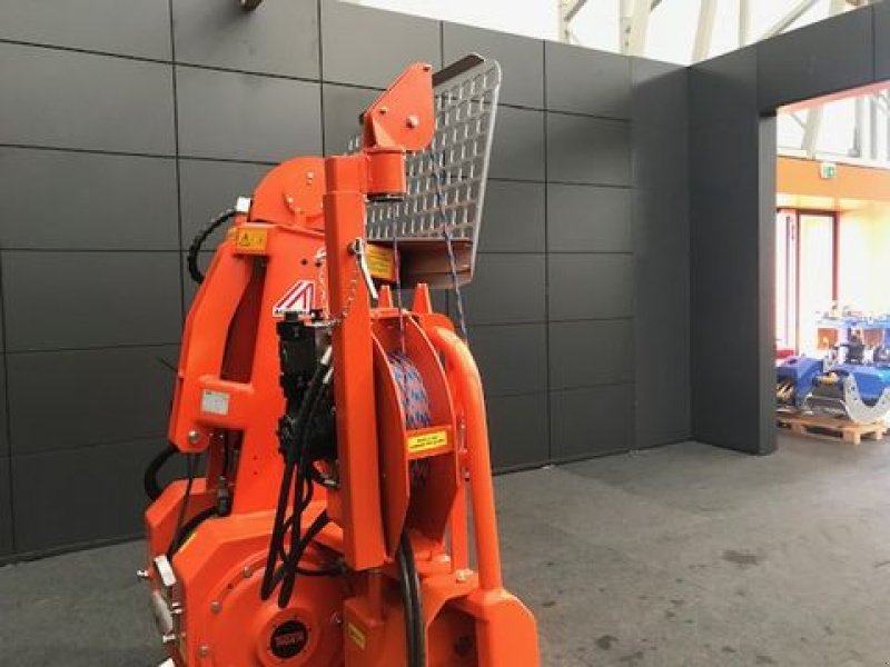 Seilwinde a típus Tiger Dreipunktseilwinde 12to mit Hilfswinde 2,4m, Neumaschine ekkor: Tamsweg (Kép 12)