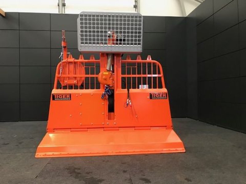 Seilwinde du type Tiger Seilwinde 12to mit Hilfswinde 2,4m Klappschild, Neumaschine en Tamsweg (Photo 1)
