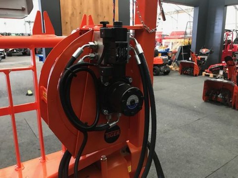 Seilwinde типа Tiger Seilwinde 12to mit Hilfswinde 2,4m Klappschild, Neumaschine в Tamsweg (Фотография 16)