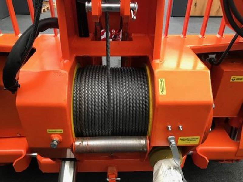 Seilwinde del tipo Tiger Seilwinde 8to 2,20m Schild, mit Hilfswinde, Neumaschine In Tamsweg (Immagine 9)