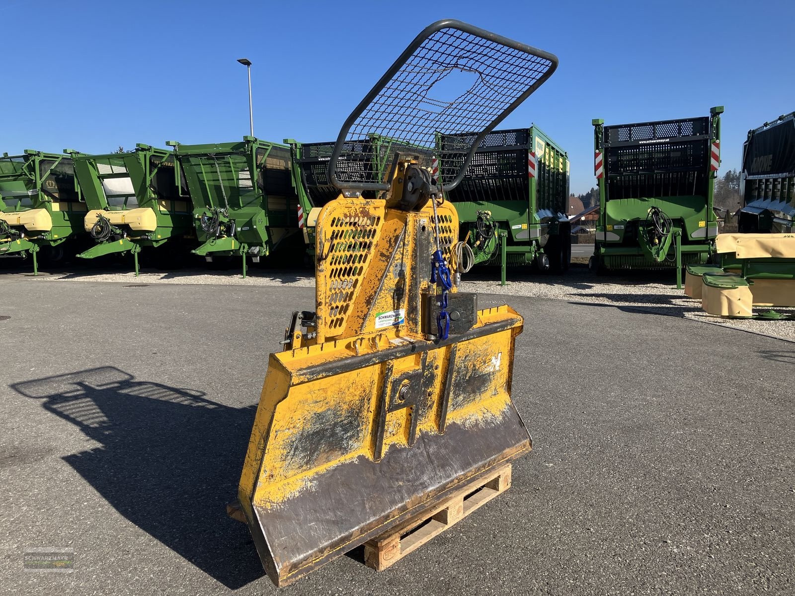 Seilwinde des Typs Uniforest 80 EH mit Funkfernsteuerung, Gebrauchtmaschine in Gampern (Bild 2)