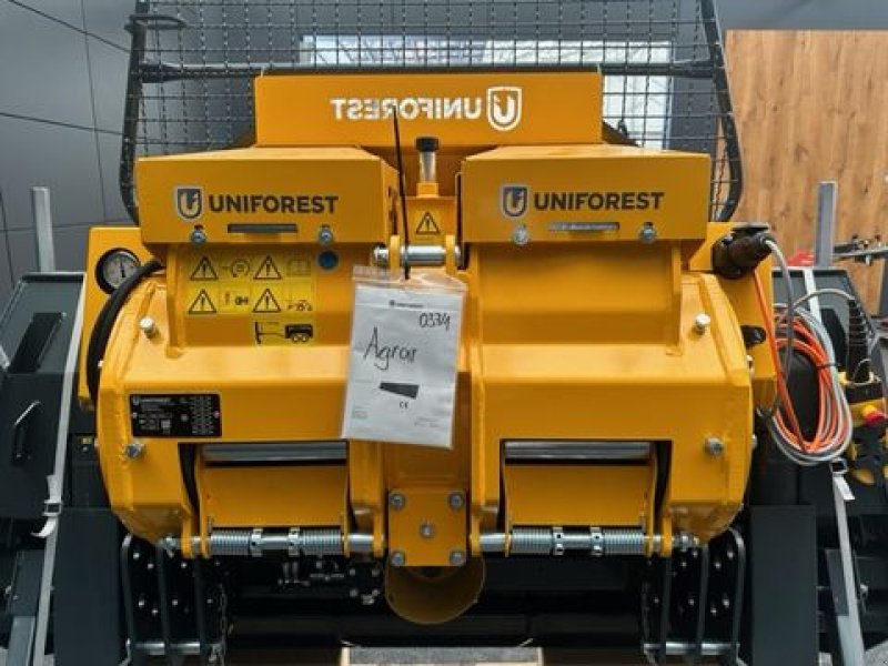 Seilwinde van het type Uniforest Doppeltrommelwinde 2x85GH-Stop & Hilfswinde, Neumaschine in Tamsweg (Foto 15)