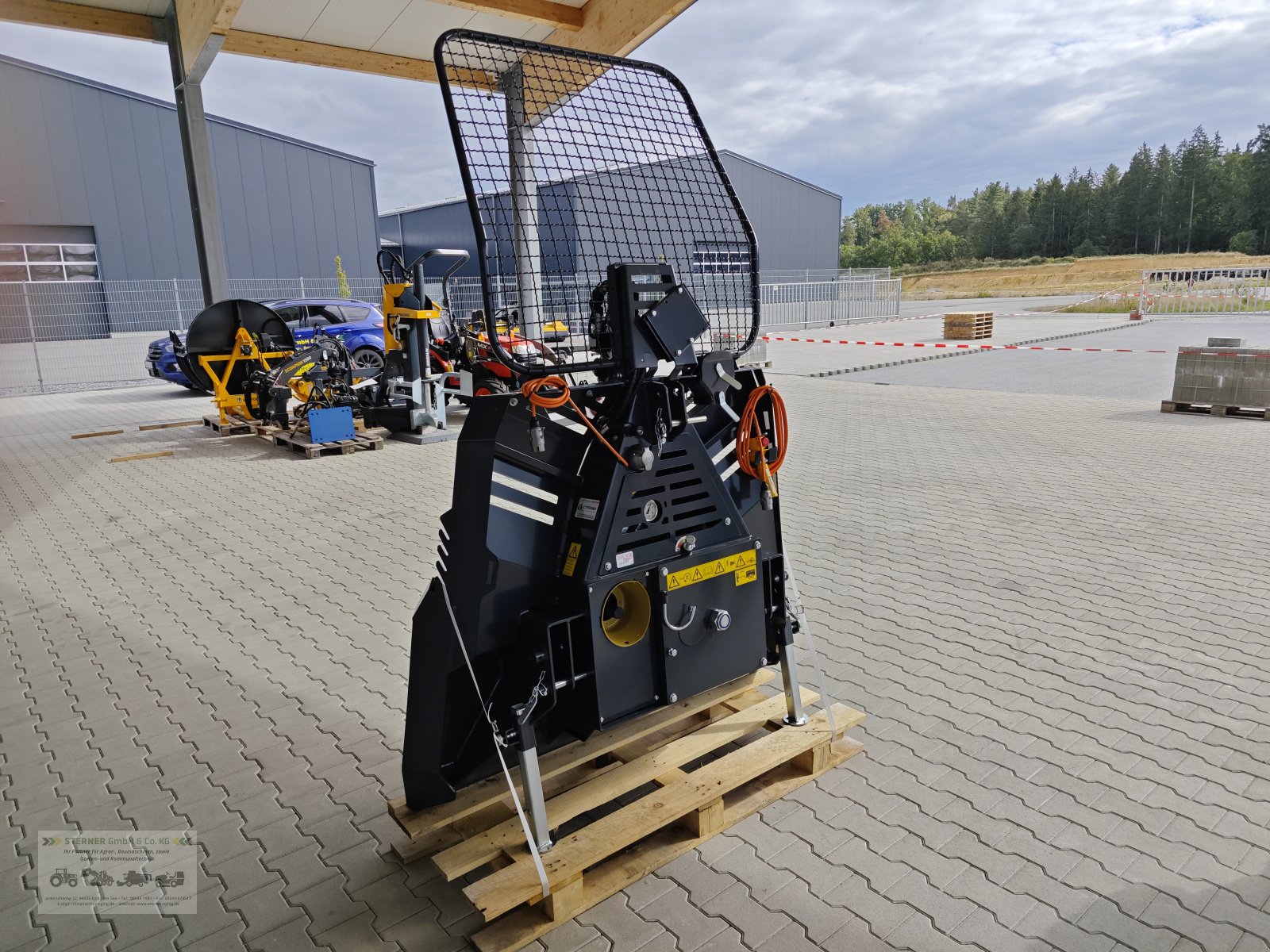 Seilwinde типа Uniforest Forstseilwinde 55Hpro 1,6m Bayern Edition Funk, Neumaschine в Eging am See (Фотография 7)