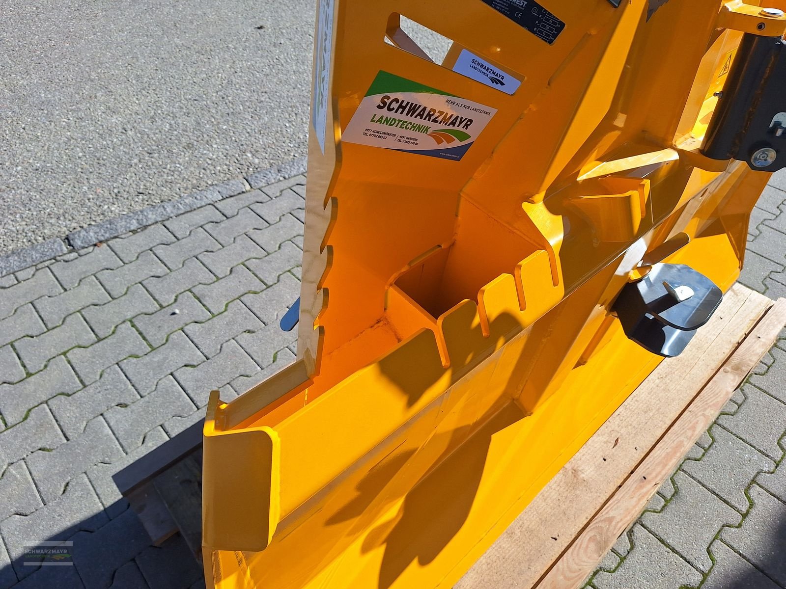 Seilwinde des Typs Uniforest FSW 55H pro 1800 90, Neumaschine in Aurolzmünster (Bild 17)